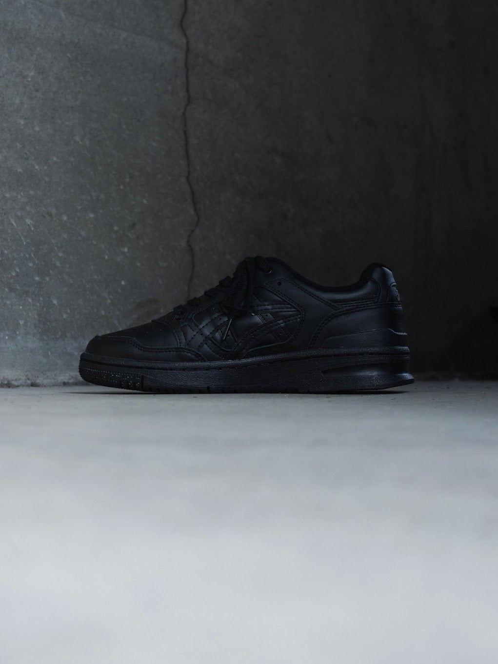 ASICS | EX89 | TOKIARI 時在服飾設計