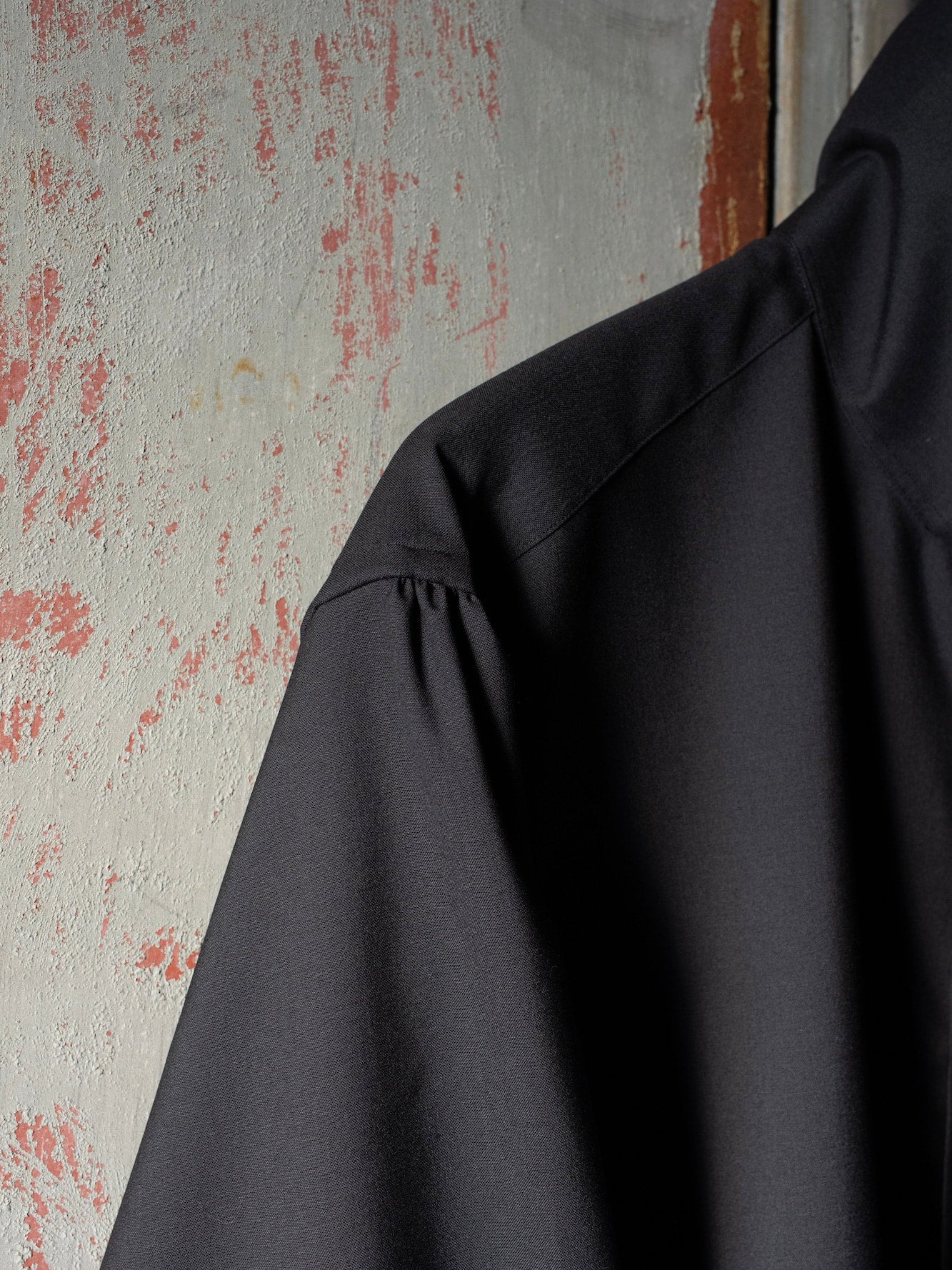 PHANTOM' HIGH-NECK GATHERD SHIRT COAT - TECHWOOL 1.1.1 PHANTOM' HIGH-NECK GATHERD SHIRT COAT - TECHWOOL 1.1.1
