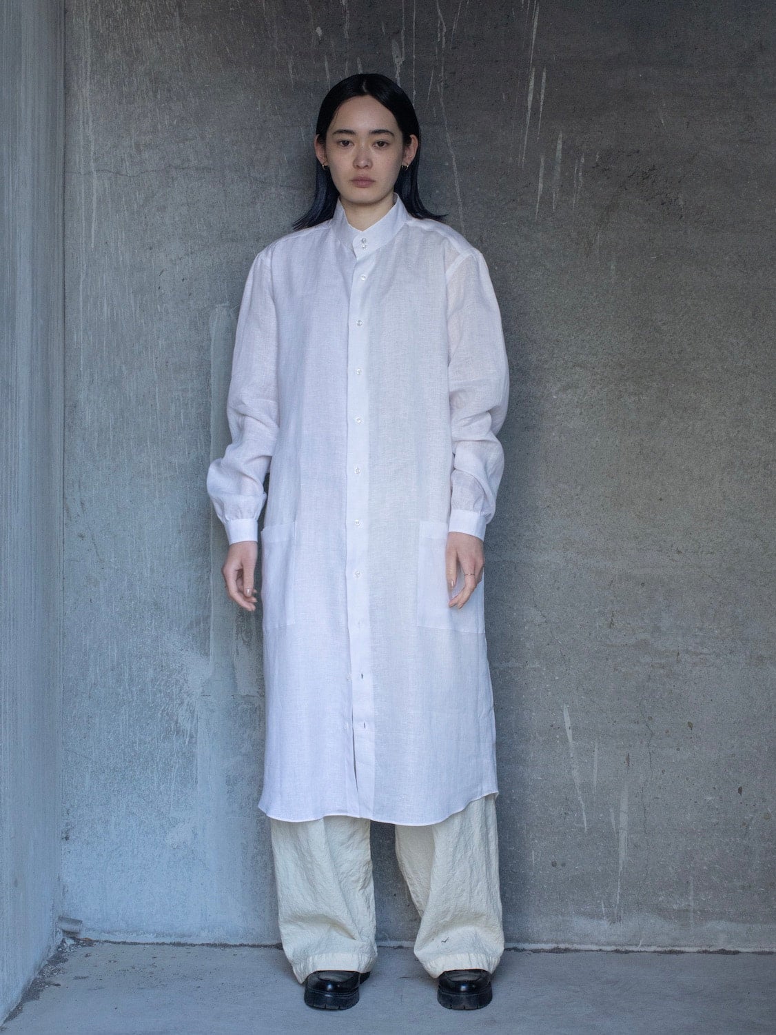 TOBARI-LONG' DOUBLE BUTTON COLLAR GATHERED LONG SHIRT 1.2.0